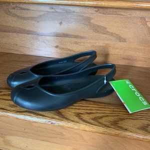 BNWT Authentic CROCS size 7 black flats